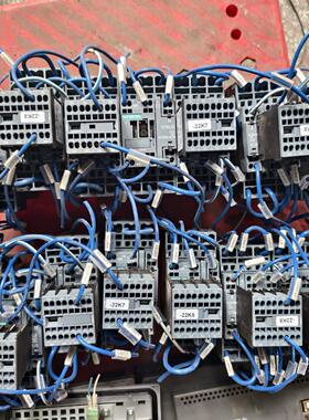 3RT2025-2BB40 辅助3RH2911-2HA