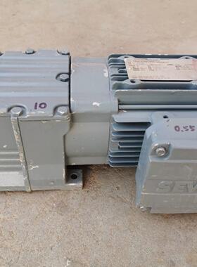 德国赛威减速机 R17 DRS71M4 没有使用过的 保存不