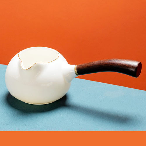 白瓷侧把公杯茶海分茶器