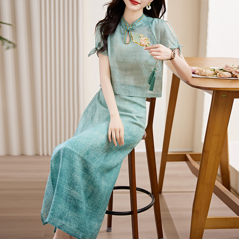新式旗袍年轻款高端气质2025新款夏季女款国风两件套雪纺连衣裙