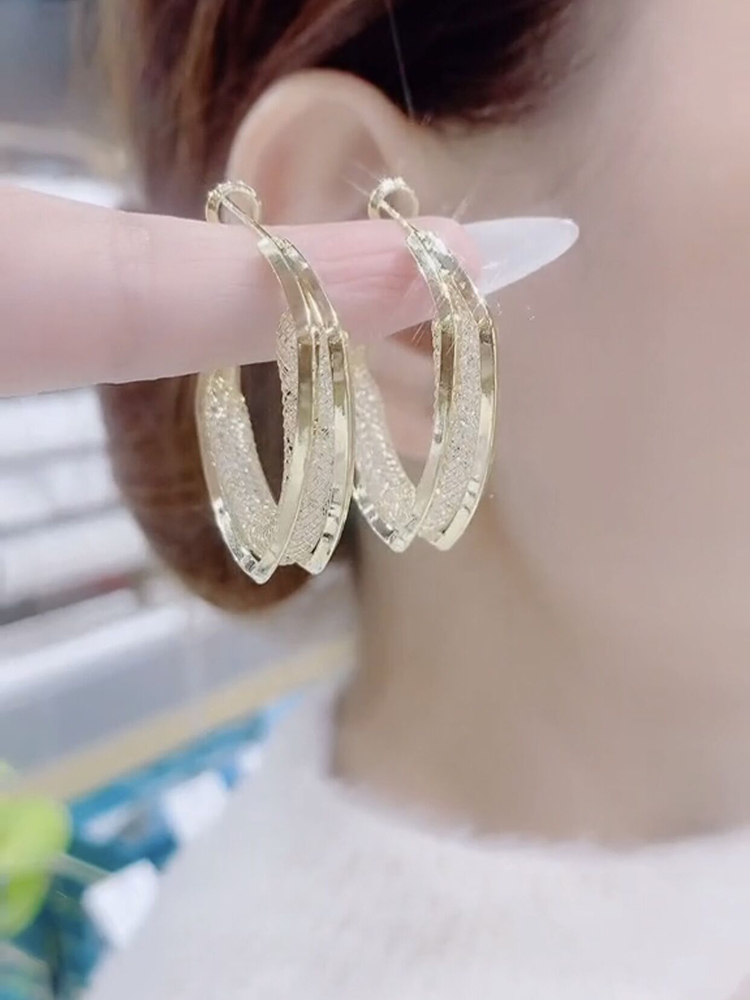 高级感金丝镂空方形耳圈韩国新款轻奢闪亮个性气质网红圈圈耳环女