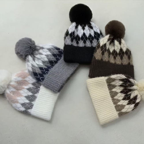 日系复古针织毛线帽女秋冬保暖护耳毛球帽百搭显脸小仿貂毛冷帽