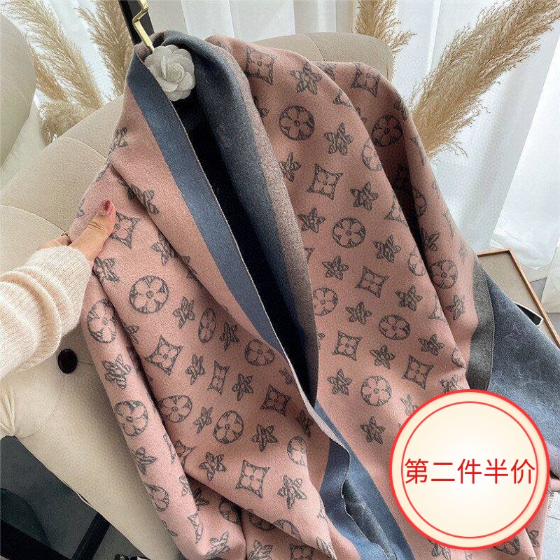 粉色厚围巾女2024冬季新款仿羊绒百搭披肩两用高级感外搭保暖围脖