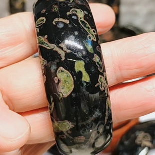 梅花玉轮胎镯原矿老料手镯 10年前原材料 10年前价格 10年前做工