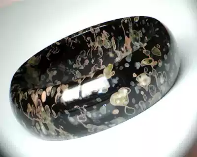 Spring blossoms Luoyang plum blossom jade bracelet natural jade bracelet peach pollen agate red emerald green jade bracelet 60