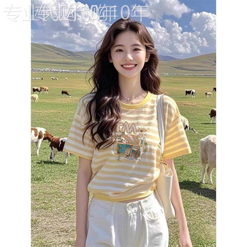 甜蜜的黄色条纹半袖女式t恤2025夏季新设计别致独特的简单的韩国