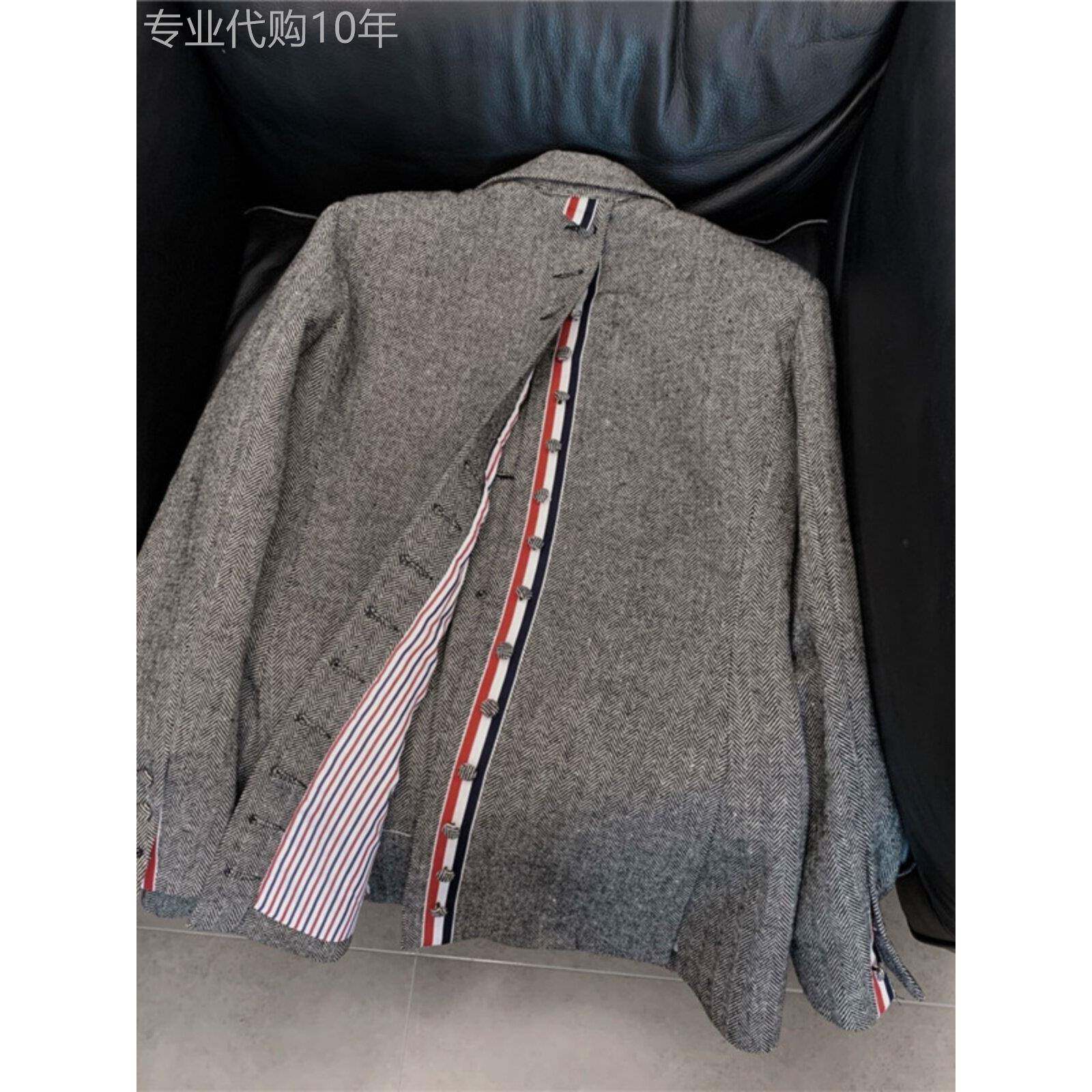 WFYO/2025春新款人字纹宽松西装外套女背部开衩设计感毛呢西服潮