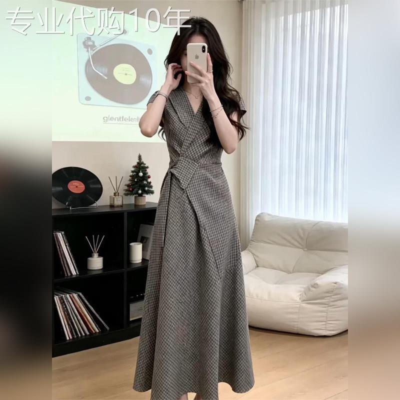 潮牌法式不规则格子连衣裙子女2026夏季流行爆款绝美漂亮收腰长裙