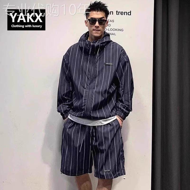 高端防晒衣套装男士夏季2026新款连帽防晒服外套搭配短裤男款一套