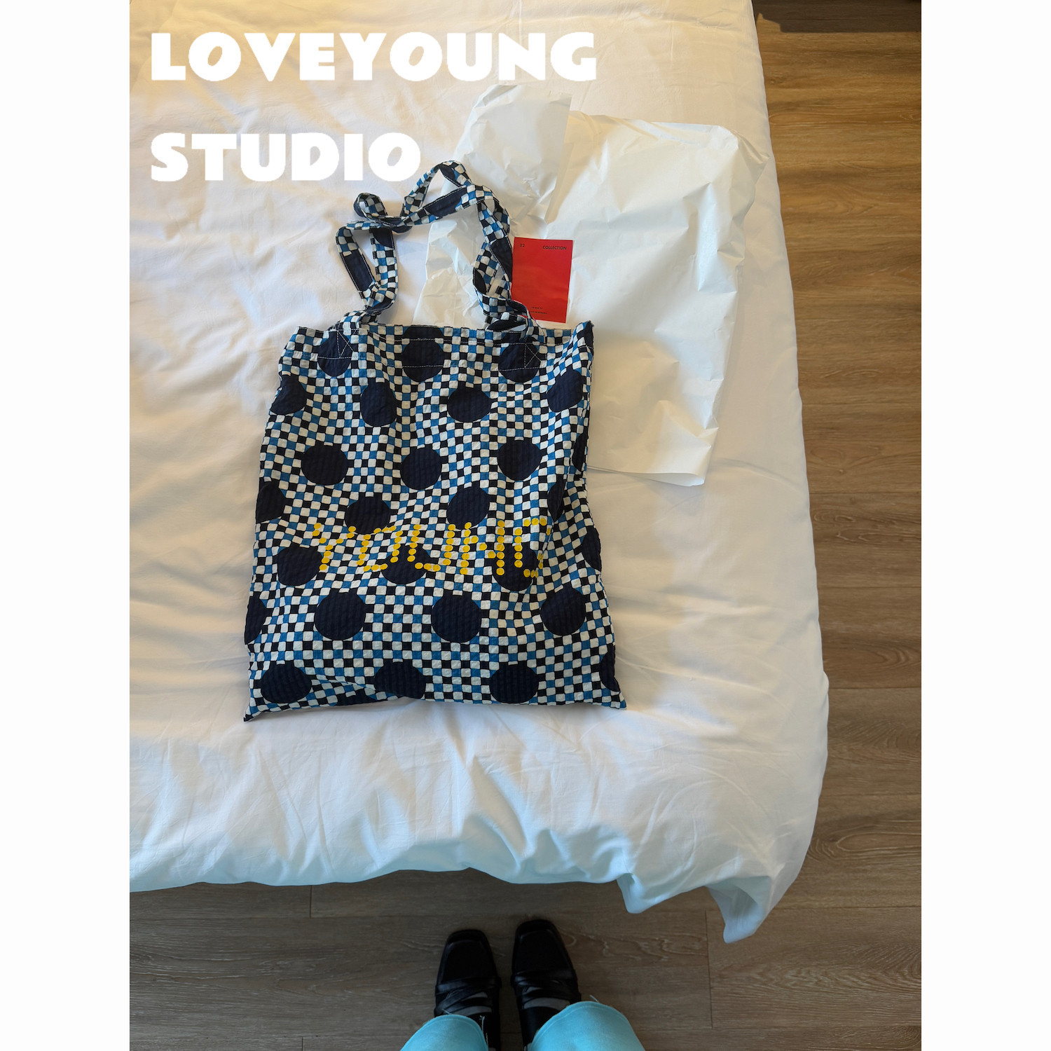 loveyoung原创“藏青波”不知道起啥标题瞭,它是很好看的波点布袋