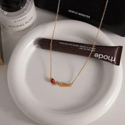Designe Classic Fiendship Hand Necklace, Elegant Rose