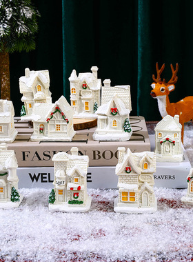 New Chistmas Decoation White Luminous Resin House Landscape