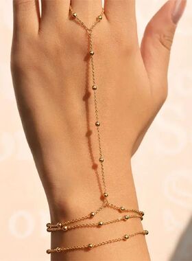 malist Gold Colo Thin Link Chain Bacelet Connected Finge