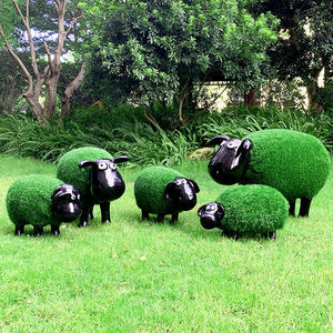 户外玻璃钢绿植动物小羊雕塑卡通