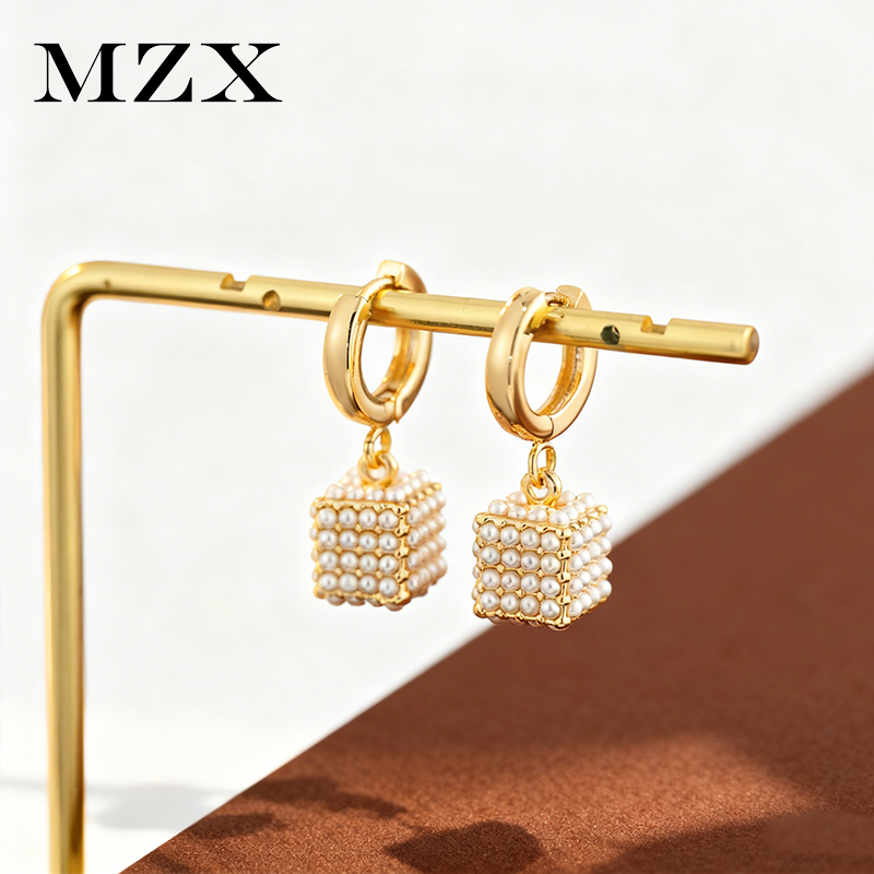 轻奢小众方形微镶珍珠耳环