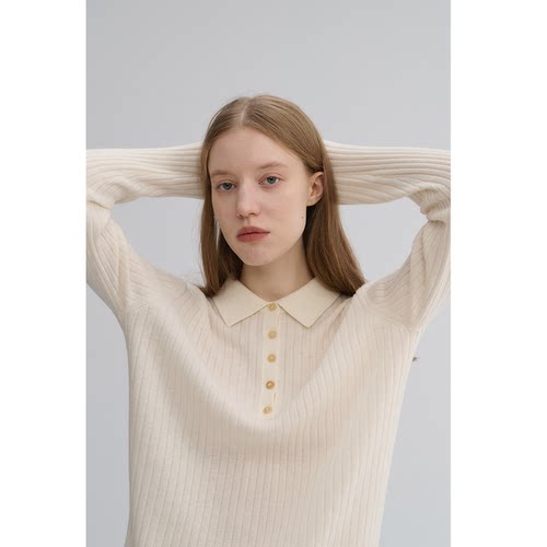 MAISON CECILE 奶白羊毛软糯坑条纹肌理优雅polo领牛角扣针织上衣