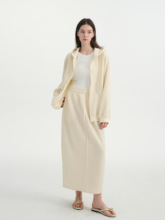 MAISON CECILE四色/百搭温暖颗粒感羊毛花苞半身裙