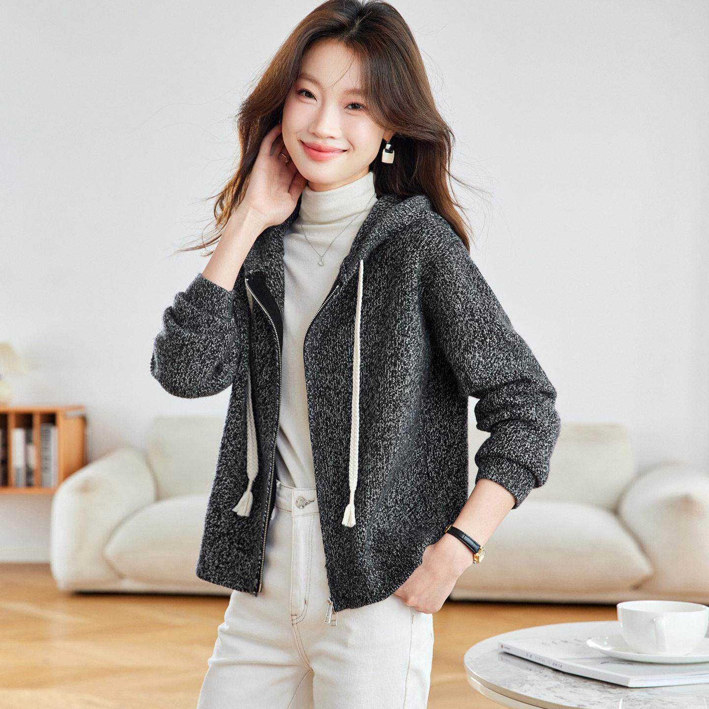 休闲慵懒风连帽花纱针织开衫女秋季2025新款休闲小个子拉链短外套