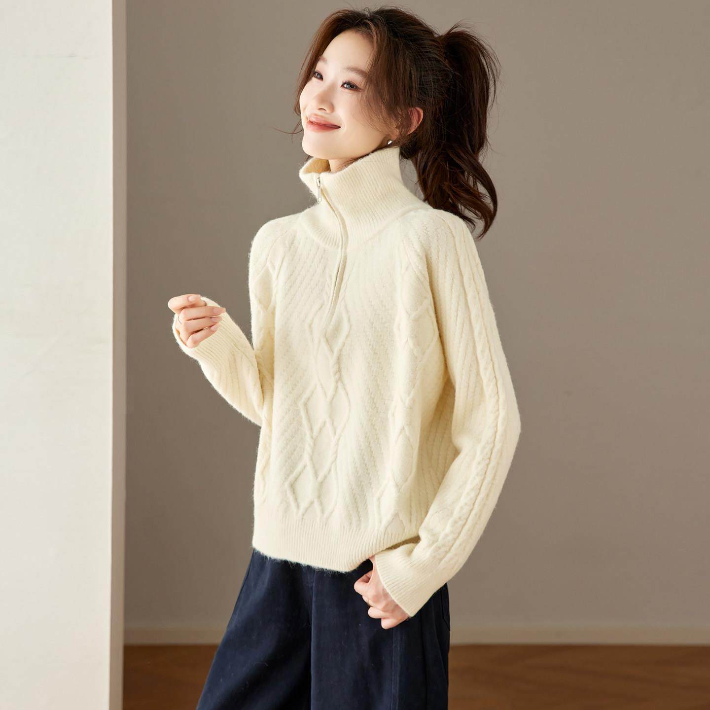 半拉链白色绞花毛衣女秋冬2025新款宽松慵懒风高级感针织衫可外穿