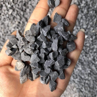 黑色景观砾石石子水洗石砾石庭院铺地黑灰色砾石庭院露营石子