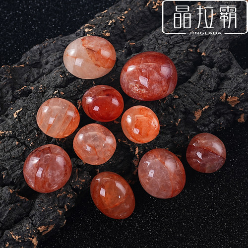 天然红胶花水晶滚石摆件