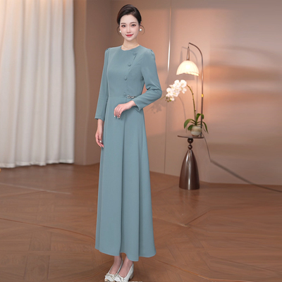 蓝色修身连衣裙女秋2025新款今年流行爆款高级感气质显瘦减龄长裙
