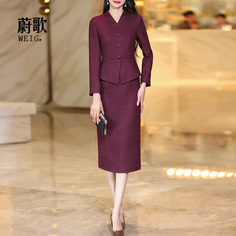 法式小香风假两件连衣裙2025秋冬新款高级感喜妈妈日常可穿包臀裙