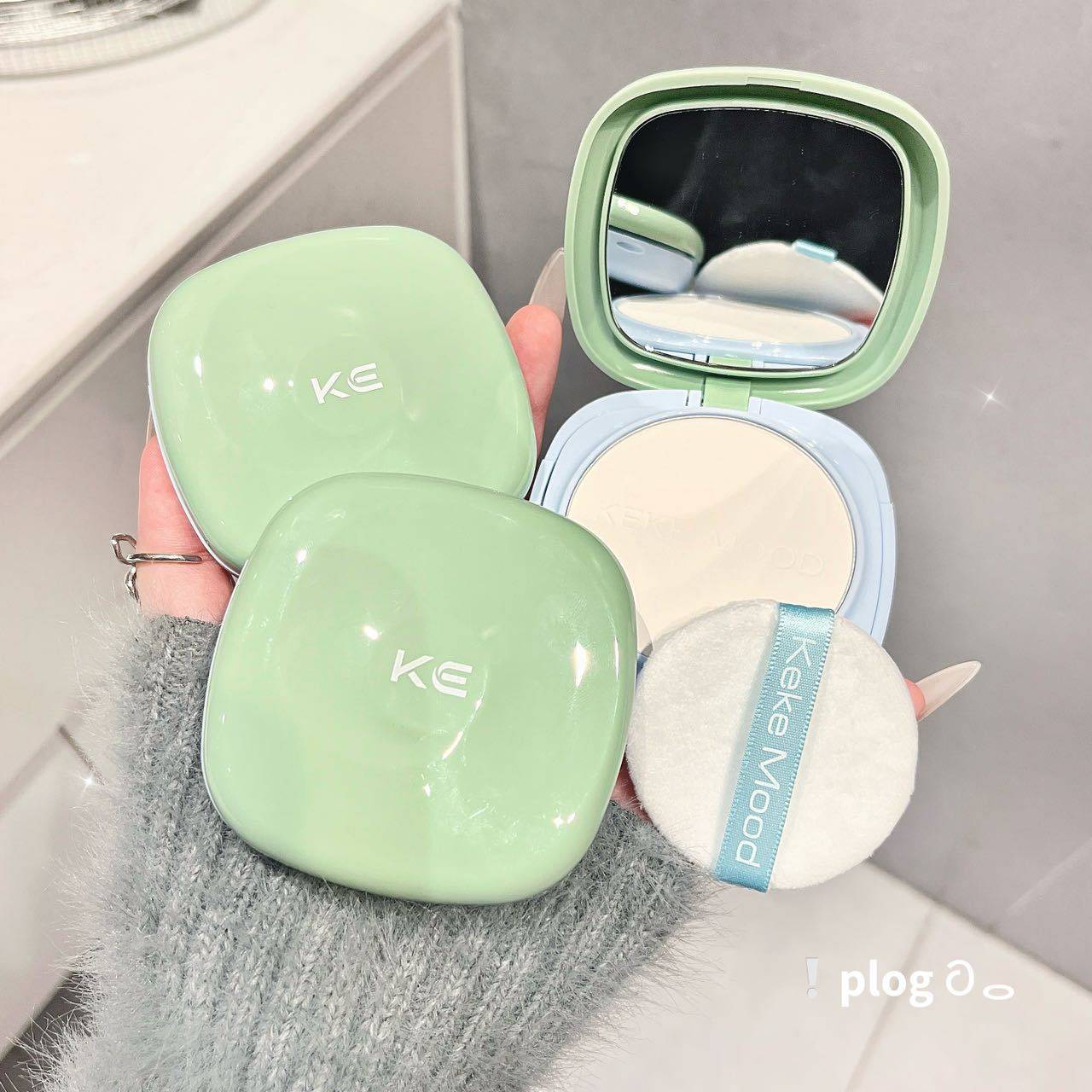 薄荷绿Keke Mood光感柔纱蜜粉饼遮瑕修容定妆雾面细腻持久粉饼