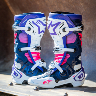 意大利a星越野摩托车靴子t10骑行赛车靴防摔长靴子竞技林道鞋 小鞋