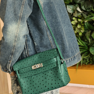 Kelly Messenger27小号邮差包，丝绒绿鸵鸟皮，银扣实拍现货