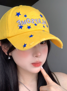 美式星星刺绣黄色破洞棒球帽女夏季大头围显脸小遮阳防晒鸭舌帽子