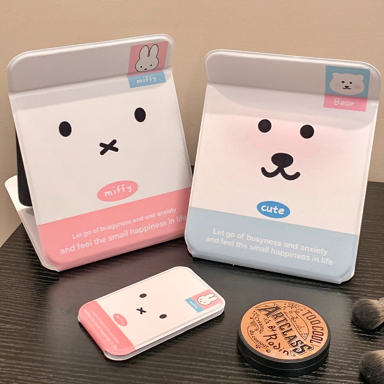 可爱兔子小熊桌面台式化妆镜手持折叠镜便携梳妆镜小镜子学生宿舍