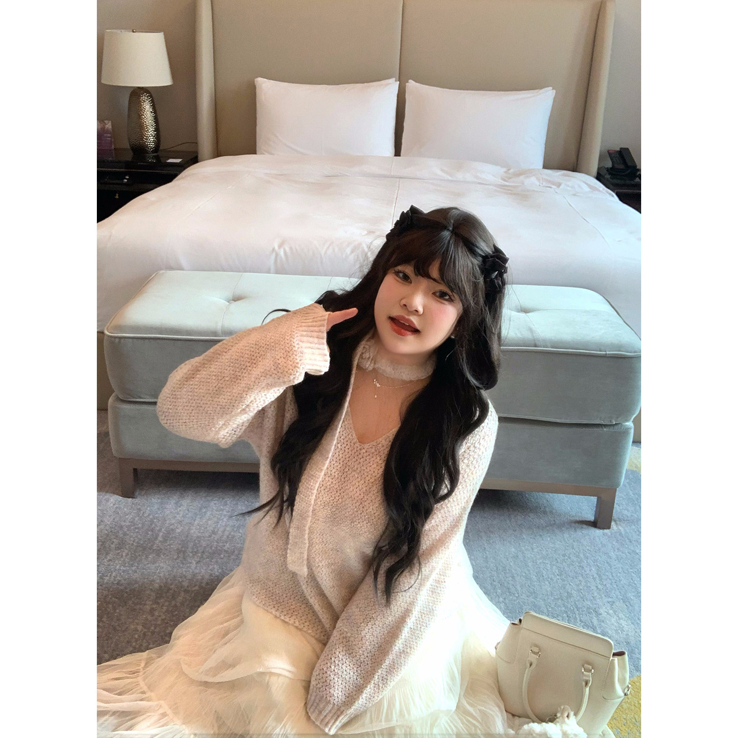 dese嘚瑟软糖大码气质温柔V领毛衣春季新款显瘦百搭软糯针织上衣