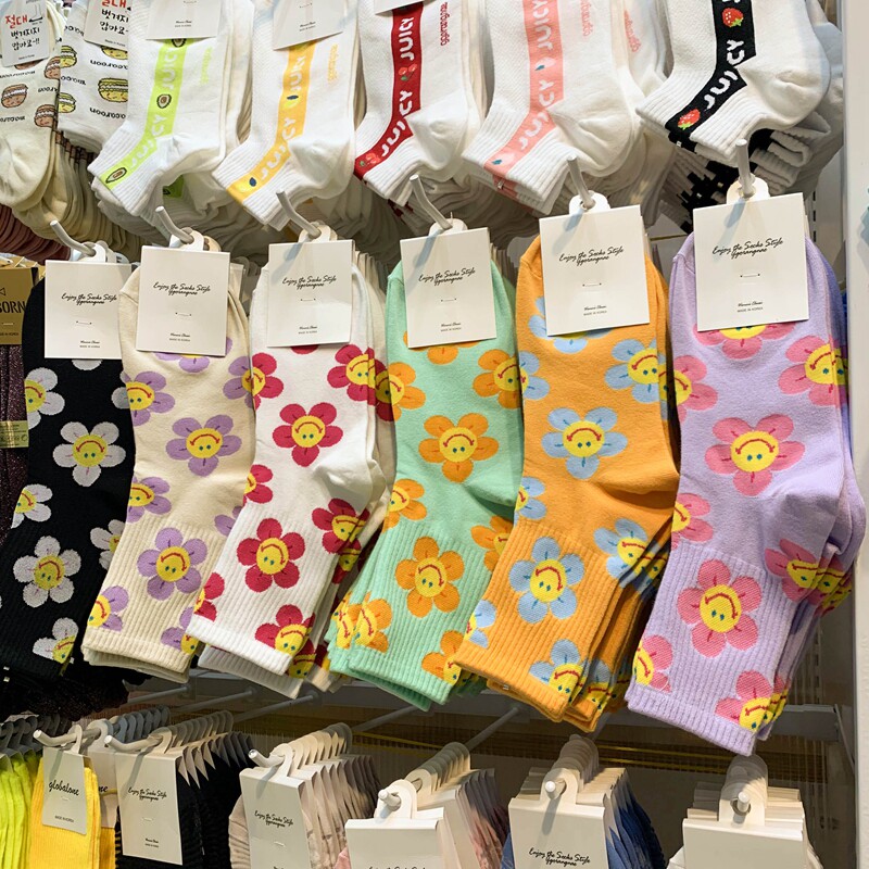 韩国东大门代购ggorangnae花纹卡通太阳花笑脸可爱中筒女袜春夏款