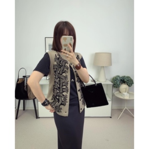 日本Ne*th小众品牌绳结印花麻绳图案马甲背心针织女 25早春鸬鹚