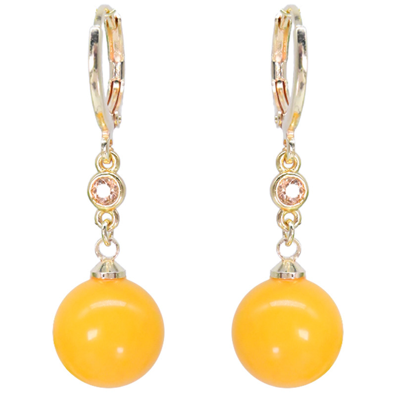 천연 밀랍 귀걸이 치킨 지방 노란색 호박 둥근 구슬 귀걸이 14K 금으로 채워진 여성용 단순하고 세련된 얼굴 모양 귀걸이