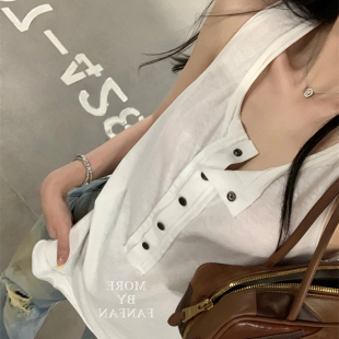 樊樊 背心女夏慵懒风休闲宽松显瘦T恤上衣 松弛肌理感排扣无袖