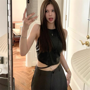背心性感黑色挂脖露背交叉绑带透气PU皮吊带 hot 小姐姐