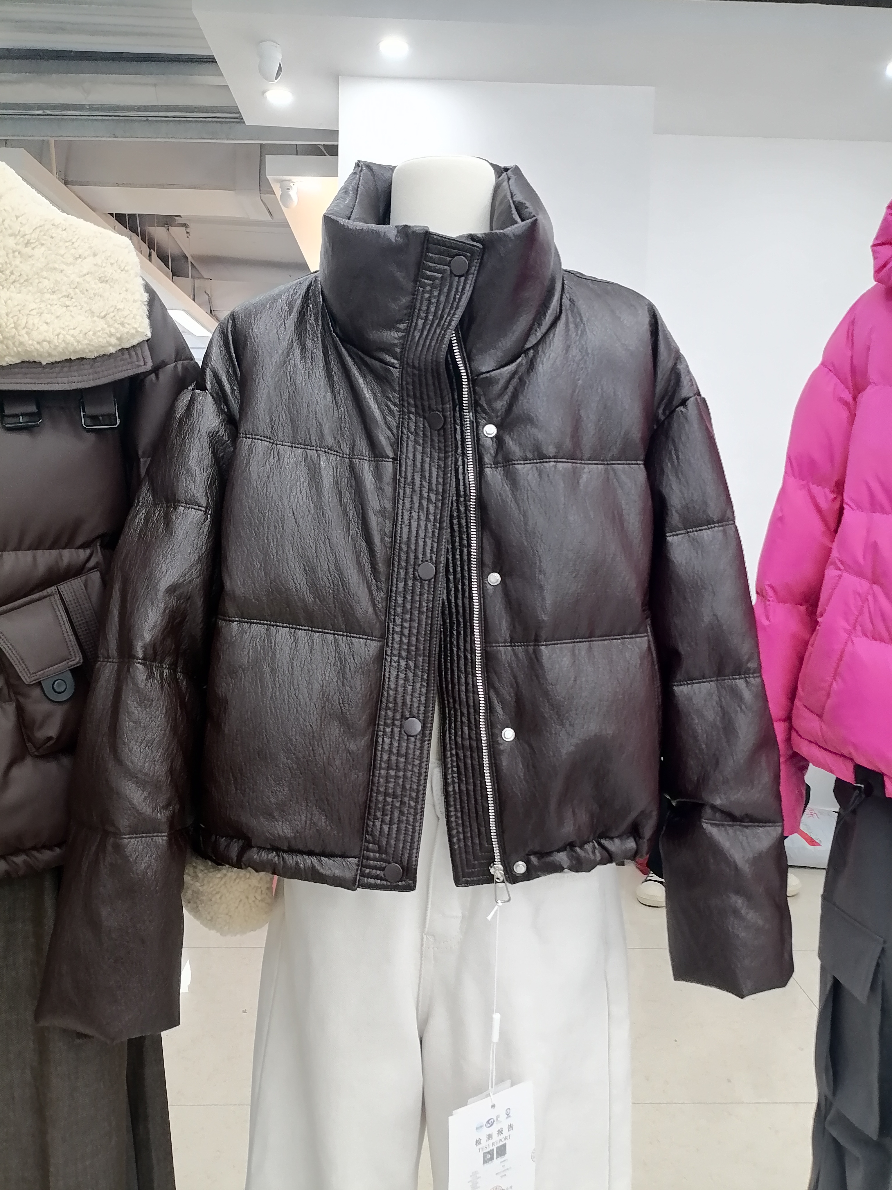 2025冬欧韩休闲蛋白皮白鸭绒羽绒服女立领宽松小个子保暖羽绒外套