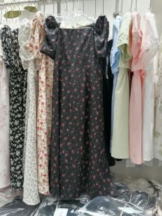收腰2024夏季 法式 連衣裙方領(lǐng)碎花釘珠方領(lǐng)夏季 女款 氣質(zhì)長裙子 新款