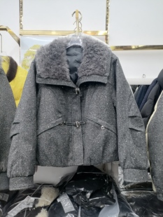 2025冬欧韩休闲棉服女羊羔毛领重工烫钻小个子保暖洋气棉衣短外套