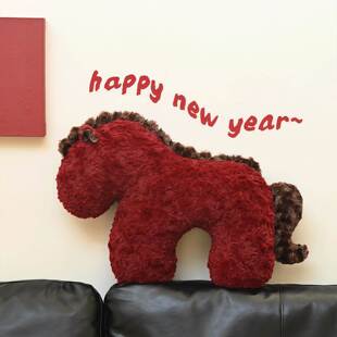 红色新年公仔毛绒玩偶靠垫沙发客厅装饰摆件吉祥创意礼物