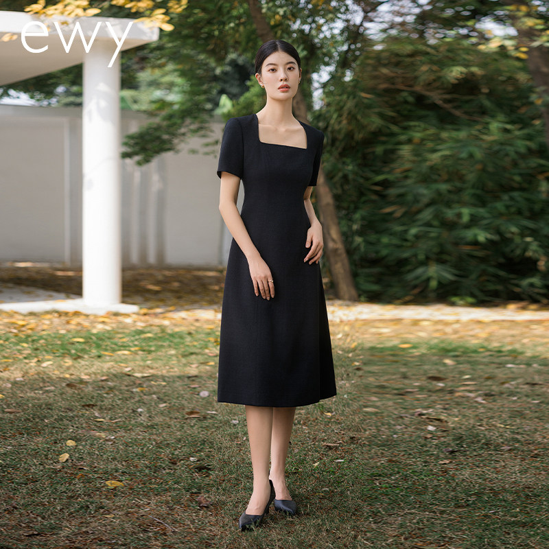 ewy优雅复古名媛风黑色连衣裙女设计感夏季短袖小黑裙气质工装OL