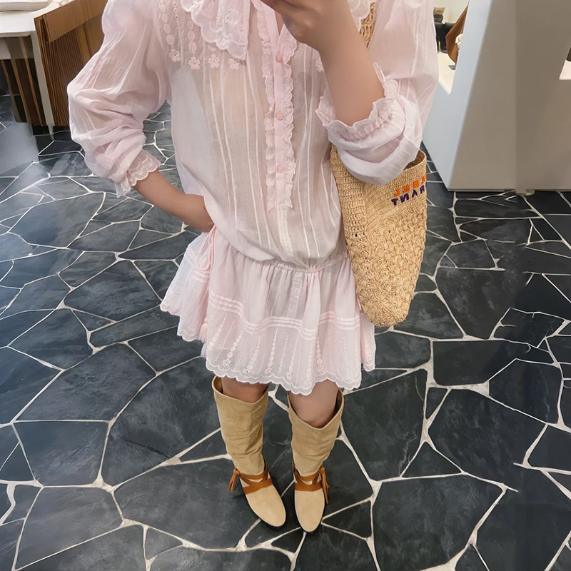 法式小众 2026早秋粉色马德拉刺绣大翻领抽绳收腰套头连衣裙女