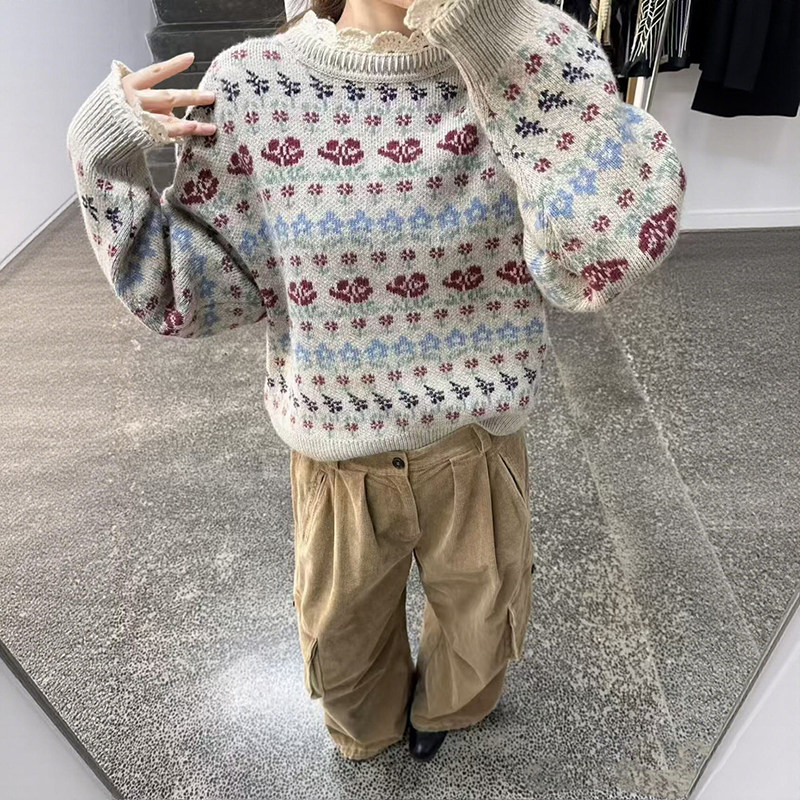 法式小众2026秋冬花边领嵌花提花羊毛混纺圆领宽松套头毛衣女
