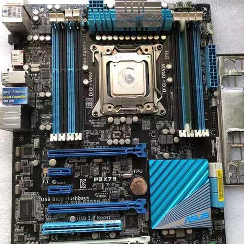/P9X79 PRO豪华主板2011针 支持E5 2683 V2 2670 成议价