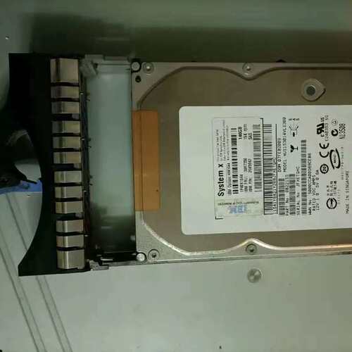 146G 15K SAS 3.5 40K1044 39R7350 26K5842 硬盘议价