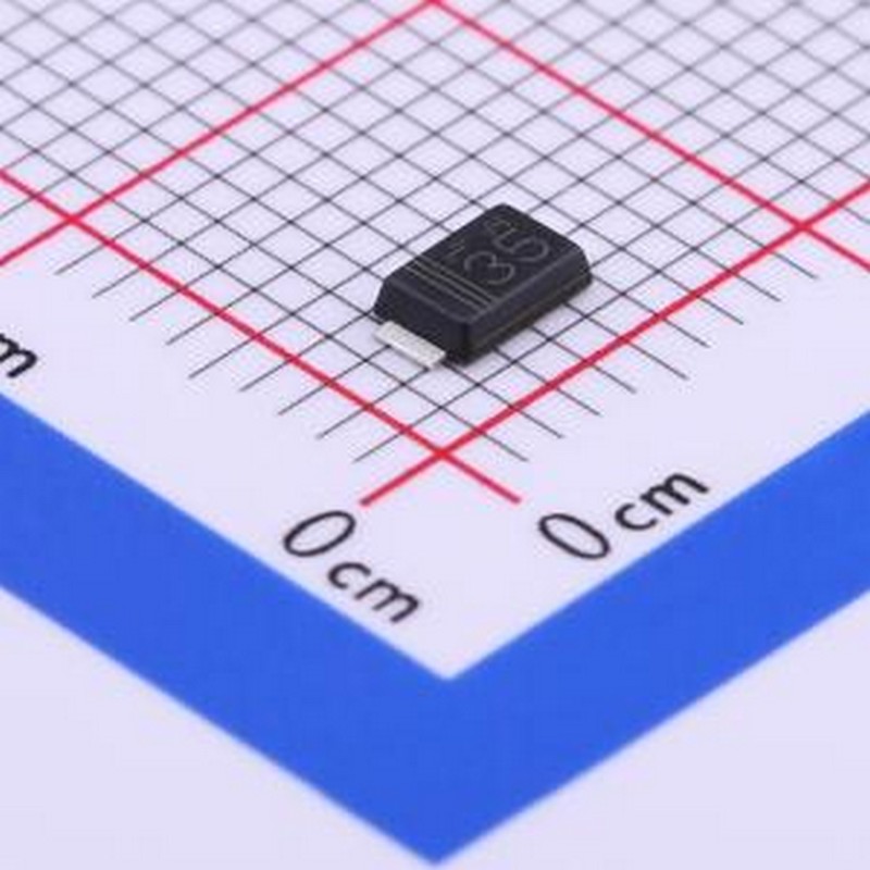 RB050LAM-40TR 肖特基二极管 电压:40V 电流:3A SOD-128