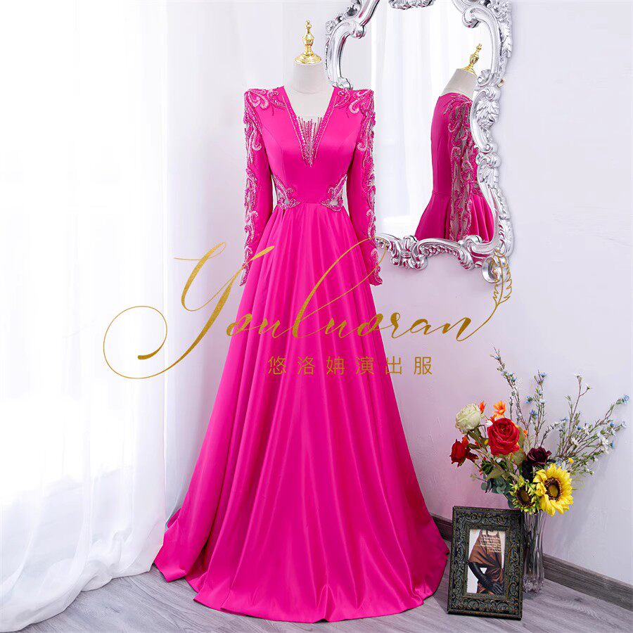 悠洛姌演出服优雅V领长袖坠地