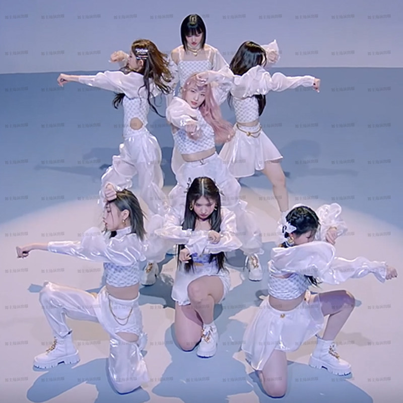 nmixx韩国女团同款演出服秋冬季爵士舞打歌服学生潮酷街舞表演服